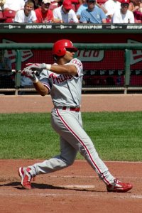 Abreu batting for the Phillies in 2004. Photo: Rdikeman at the English language Wikipedia
